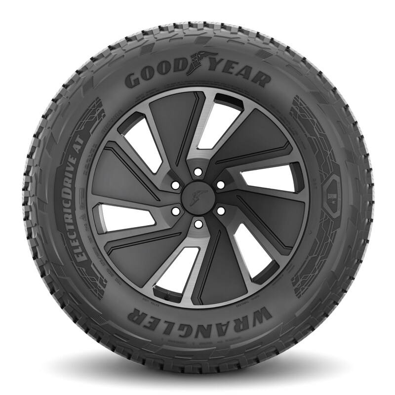 Goodyear-Wrangler-ElectricDrive-AT-3