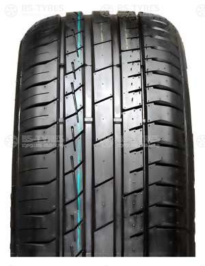Accelera IOTA ST-68 275/40 R20 106Y