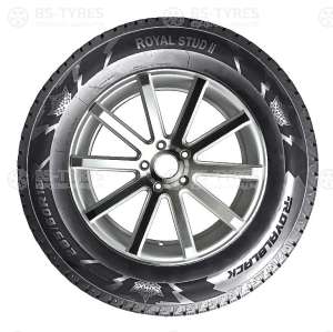 Royal Black Stud II 235/55 R18 104T