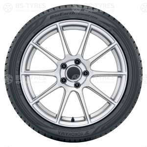 Yokohama BluEarth Winter V906 275/45 R20 110V
